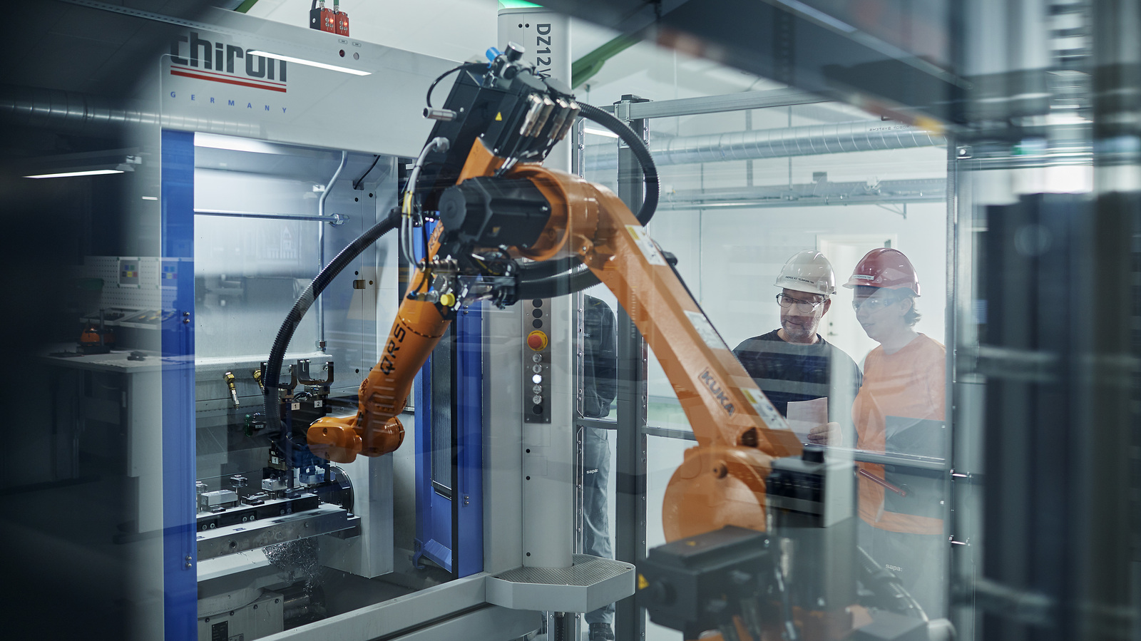 Employees Andree Kittelmann and Dina Tychsen at the extrusion plant in Tønder, Denmark.